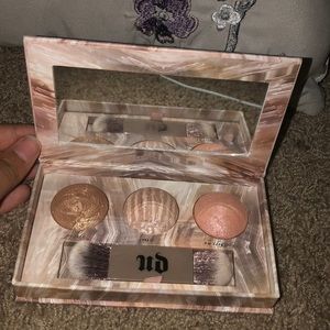 Urban Decay Naked Illuminating Trio